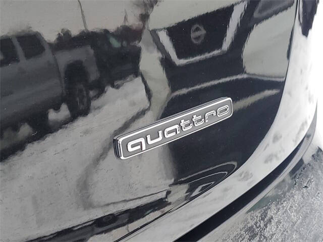 2023 Audi Q5 quattro Premium 40 TFSI