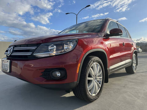 2012 Volkswagen Tiguan SE 4Motion