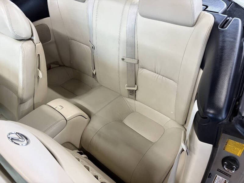 2005 Lexus SC 430