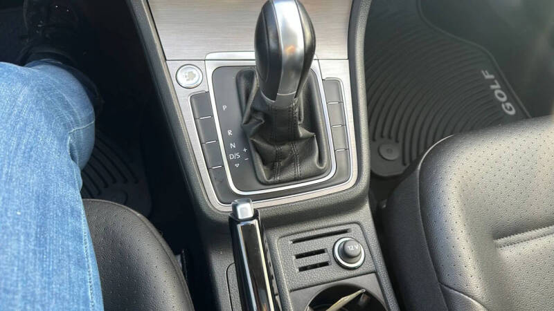 2017 Volkswagen Golf