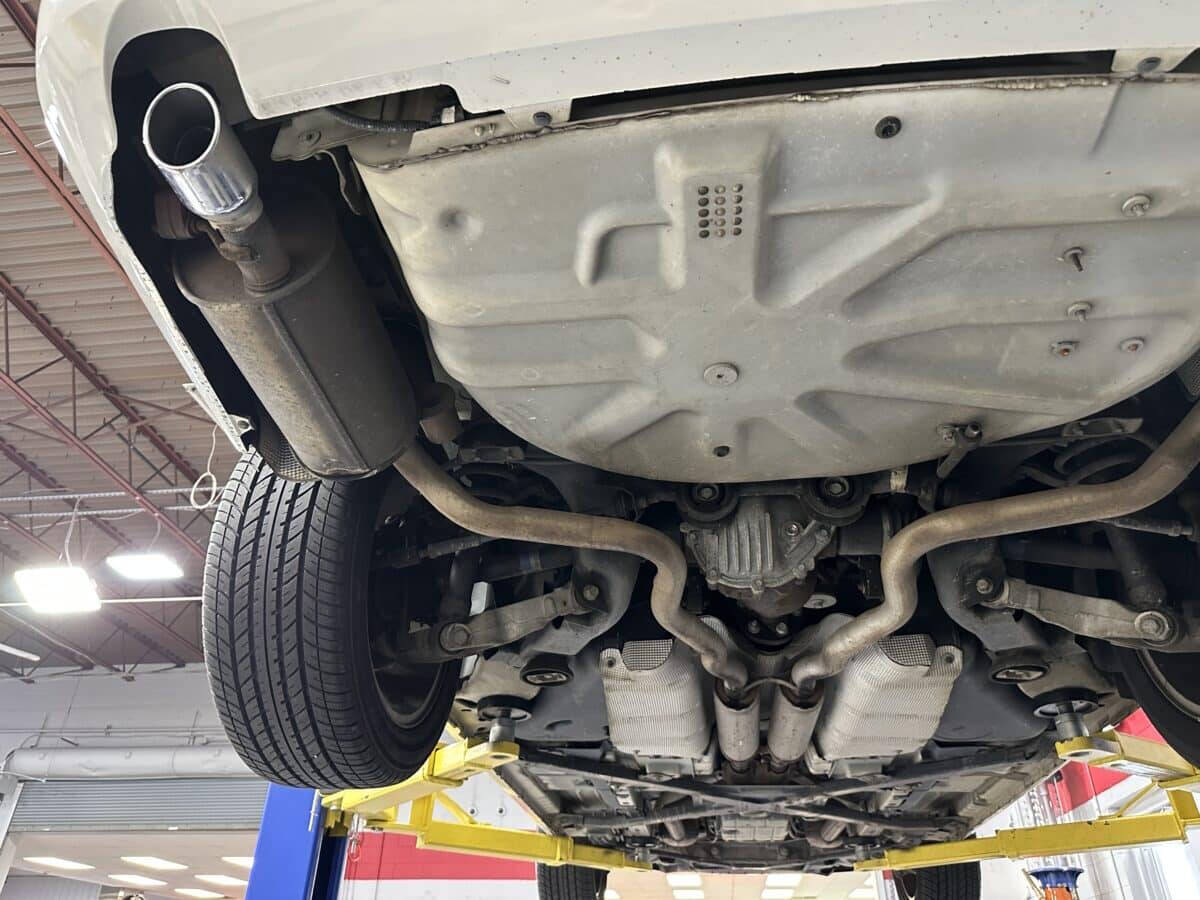 2003 Ford Thunderbird 43