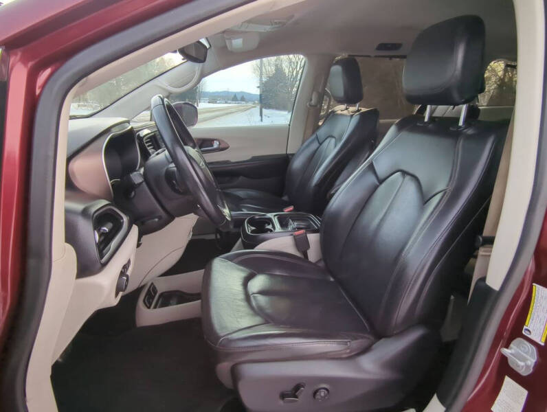 2018 Chrysler Pacifica Touring L