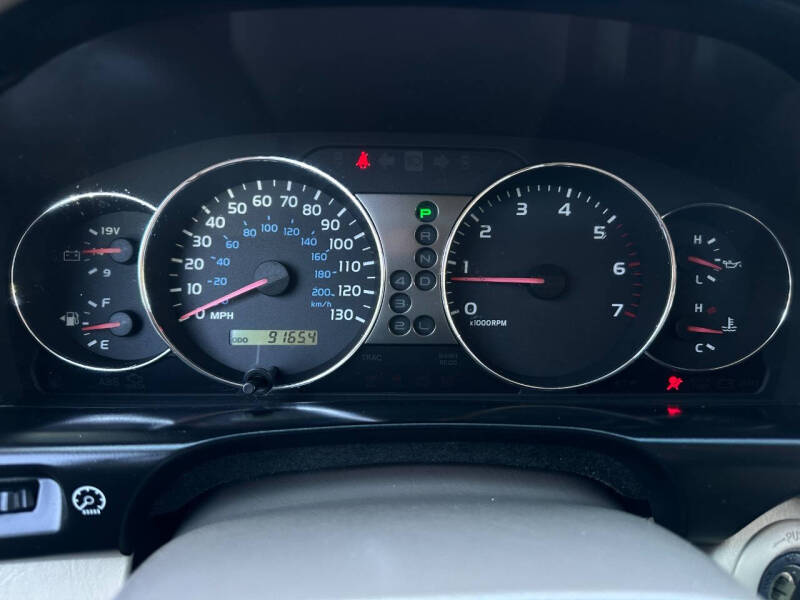 2004 Toyota Land Cruiser