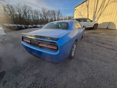 2023 Dodge Challenger SXT