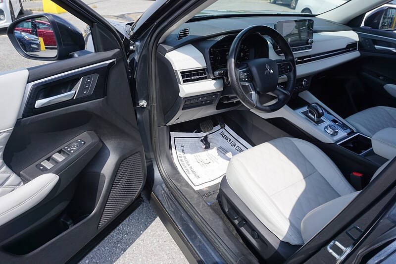 2024 Mitsubishi Outlander PHEV