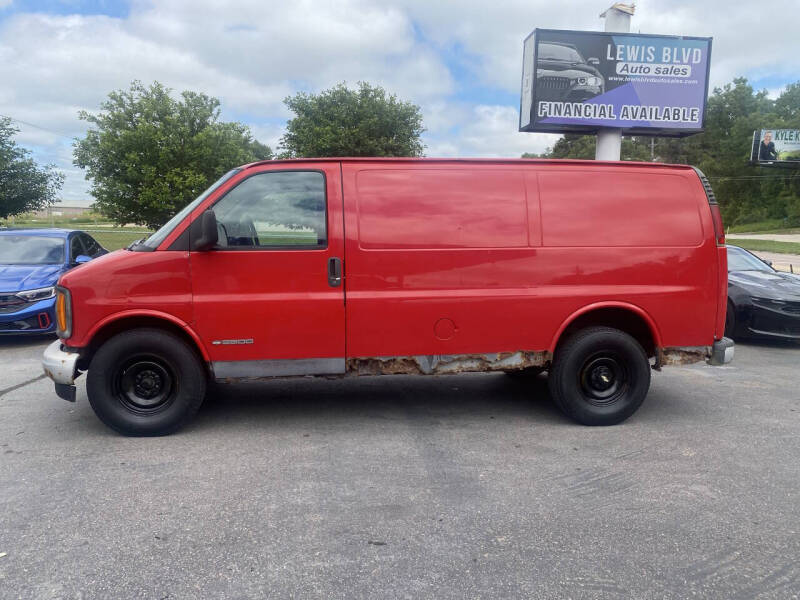 2002 Chevrolet Express 2500