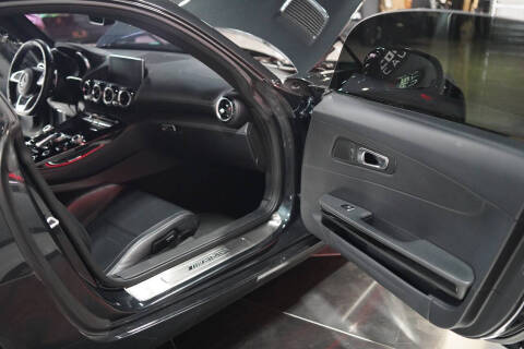 2017 Mercedes-Benz AMG GT