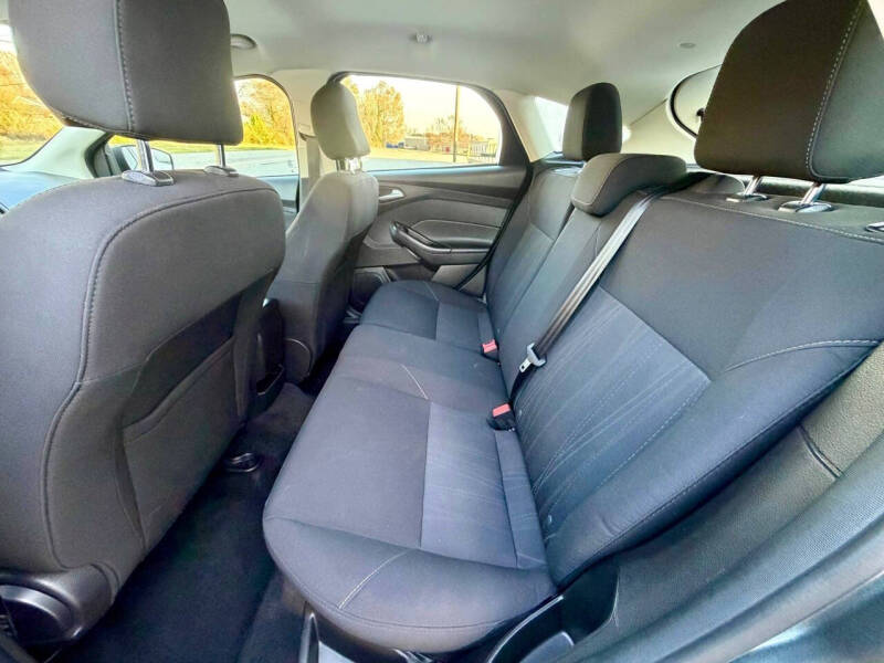 2017 Ford Focus SE