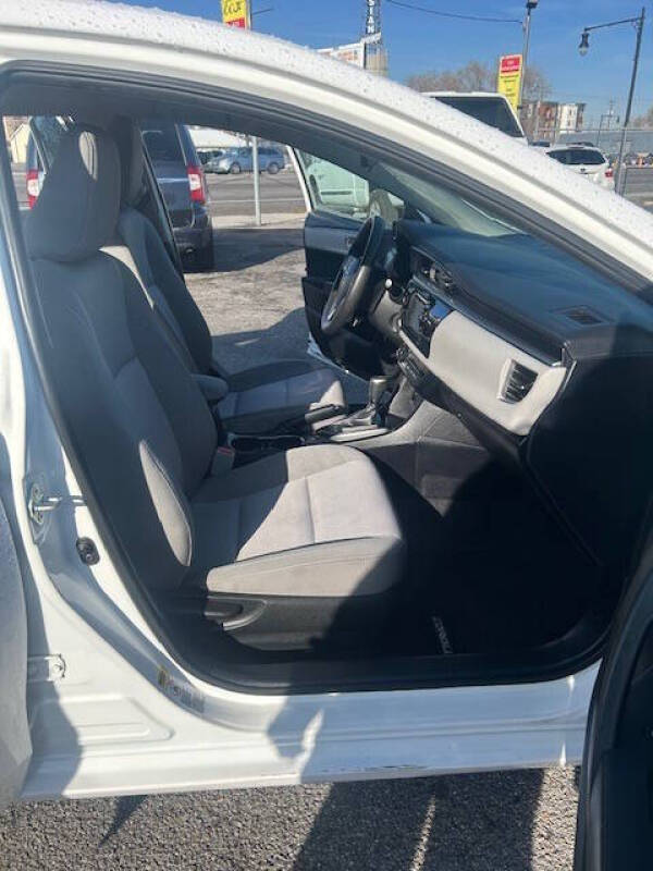 2014 Toyota Corolla LE