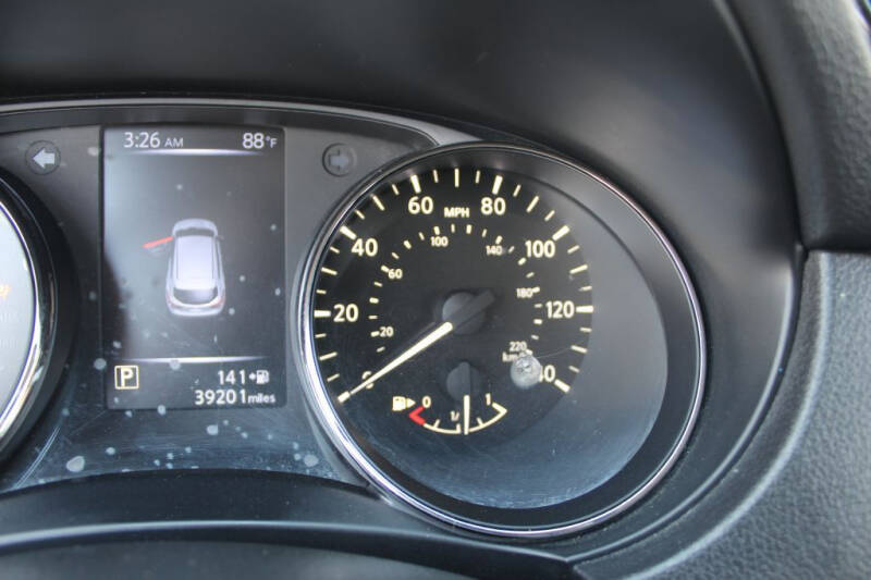 2017 Nissan Rogue Sport S