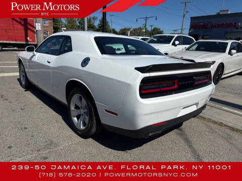 2023 Dodge Challenger SXT