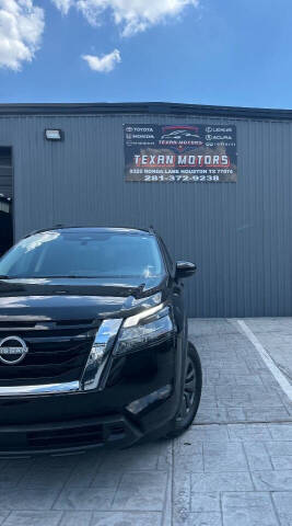 2024 Nissan Pathfinder SV