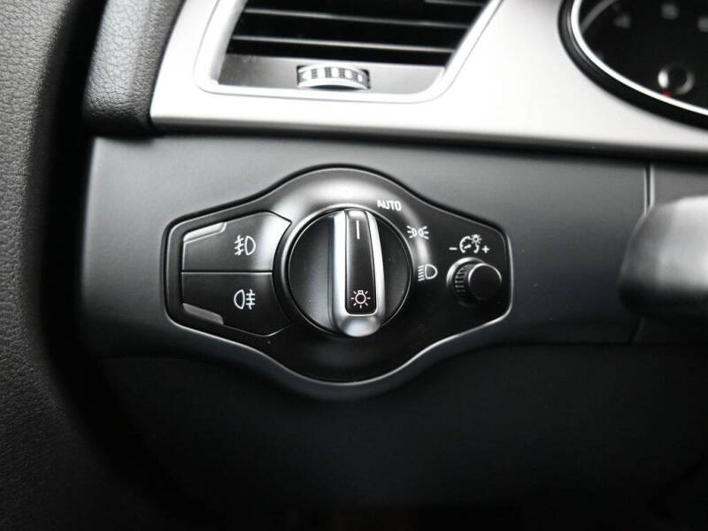 2015 Audi A4 2.0T quattro Premium Plus