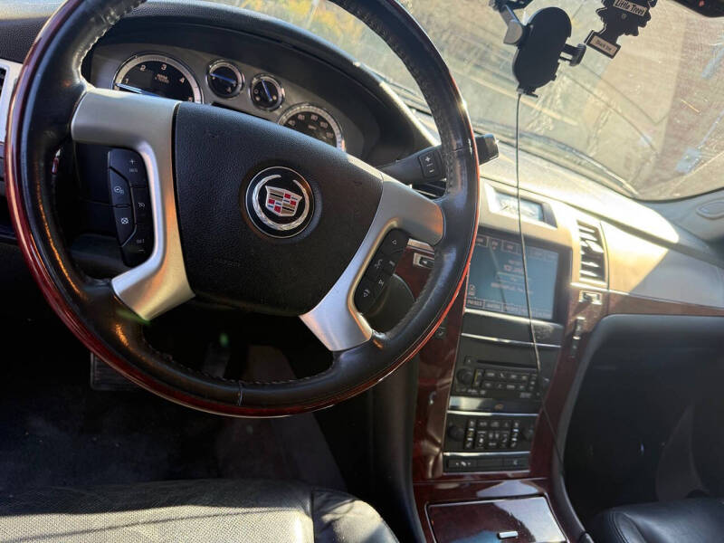 2011 Cadillac Escalade ESV Premium