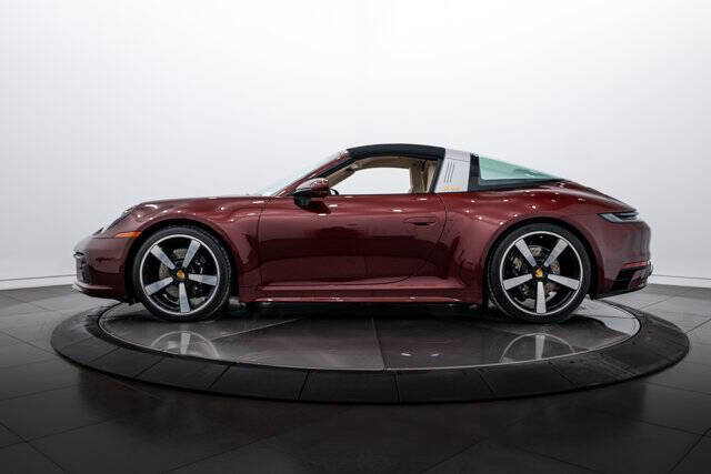 2021 Porsche 911 Targa 4S Heritage Design Edition