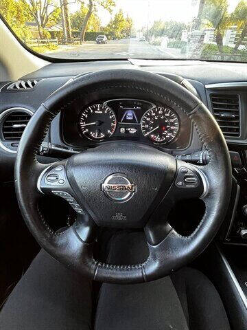 2015 Nissan Pathfinder