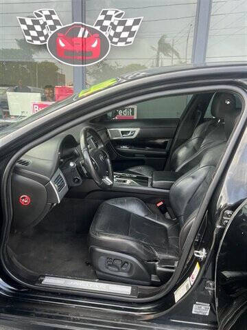 2015 Jaguar XF 3.0 Sport