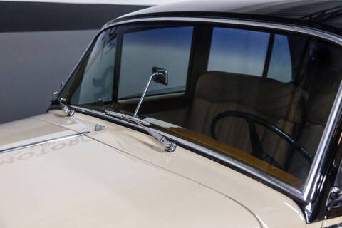1961 Rolls-Royce SILVER CLOUD LWB