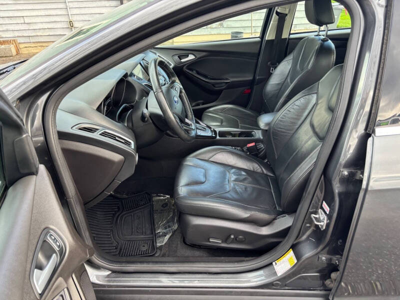 2016 Ford Focus Titanium