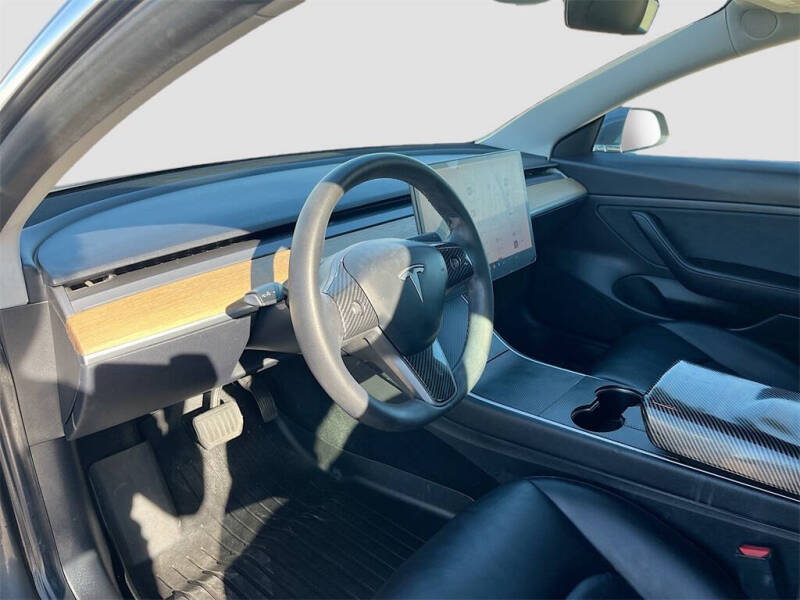 2020 Tesla Model 3 Standard Range Plus