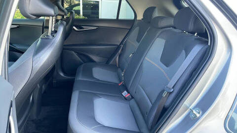 2026 Kia Niro LX