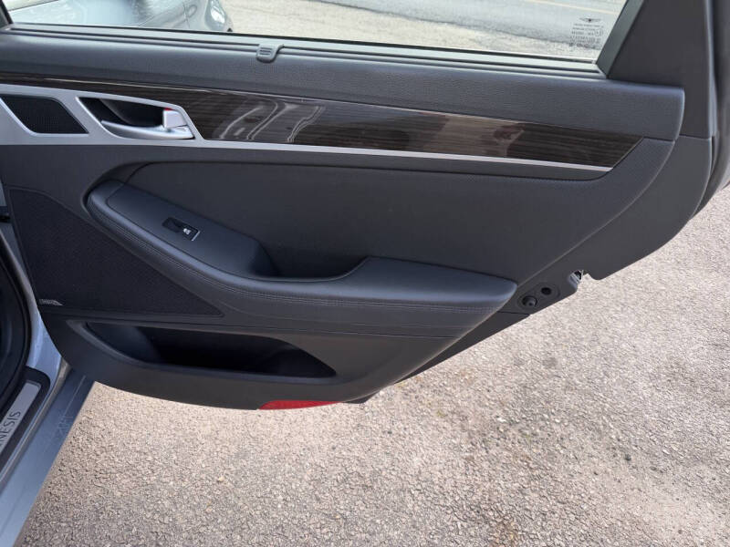 2017 Genesis G80 3.8