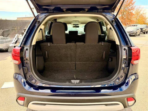 2020 Mitsubishi Outlander ES