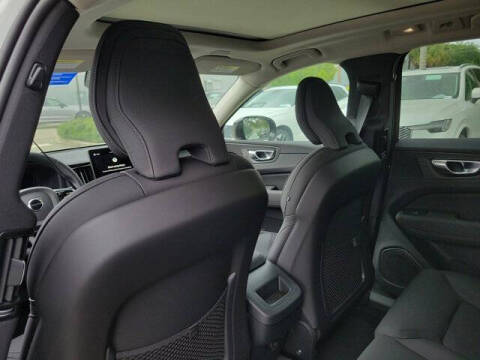 2026 Volvo XC60 B5 Core