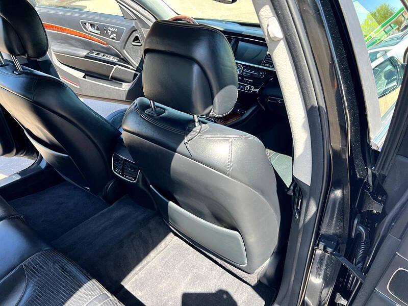 2015 Kia K900 Luxury