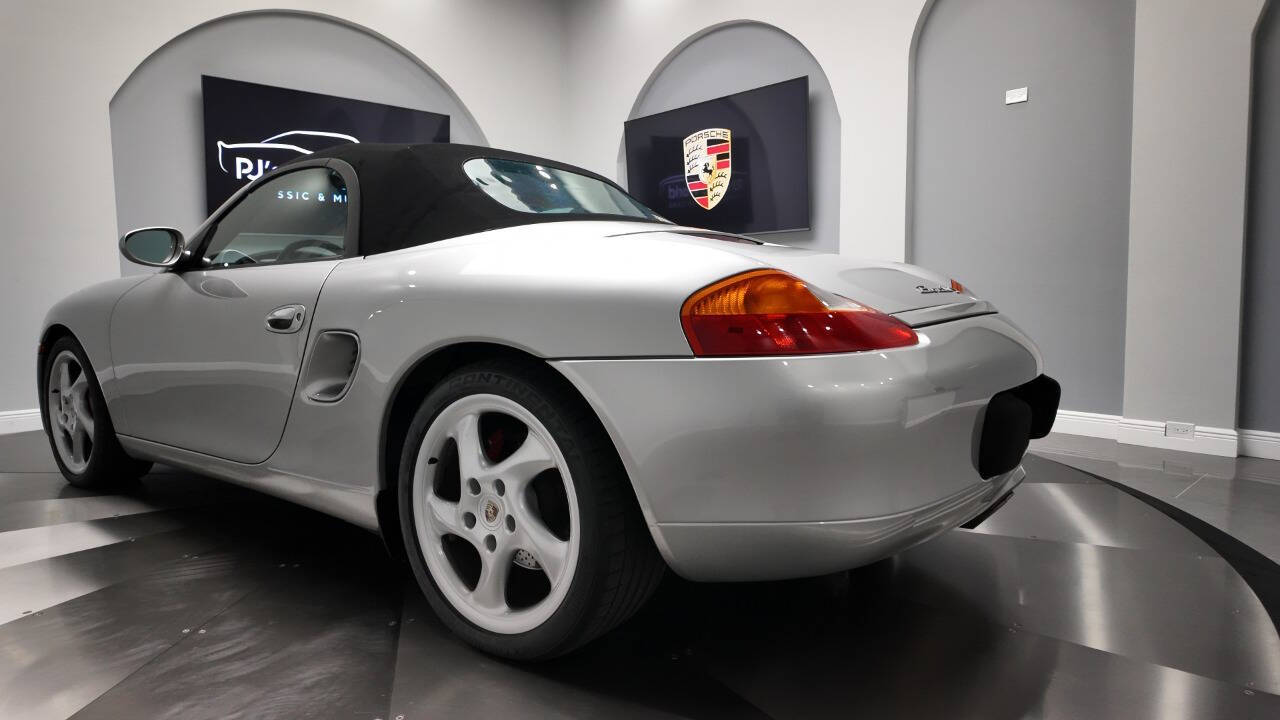 2001 Porsche Boxster 23
