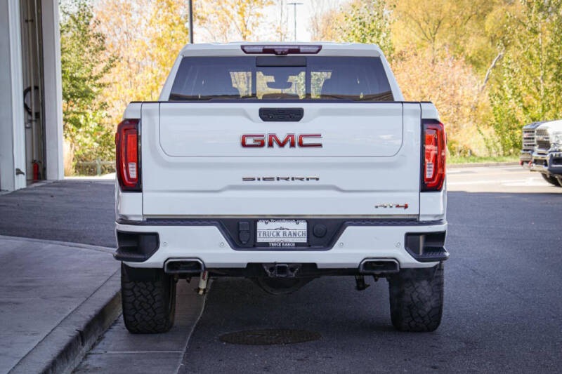 2021 GMC Sierra 1500 AT4