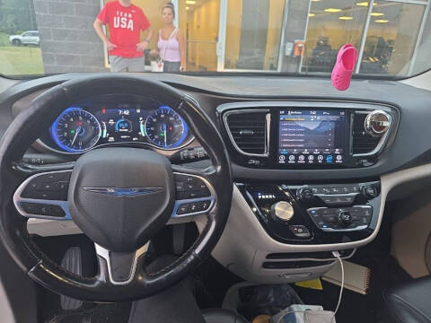 2019 Chrysler Pacifica Touring L Plus