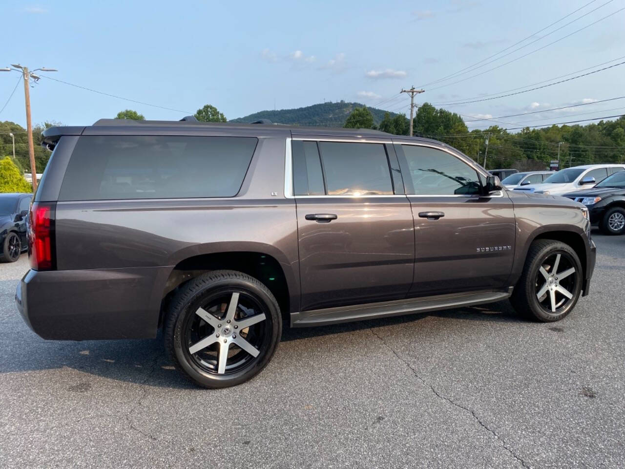 2015 Chevrolet Suburban for sale at Driven Pre-Owned in Lenoir, NC