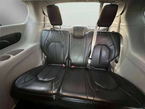 2018 Chrysler Pacifica Touring L Plus