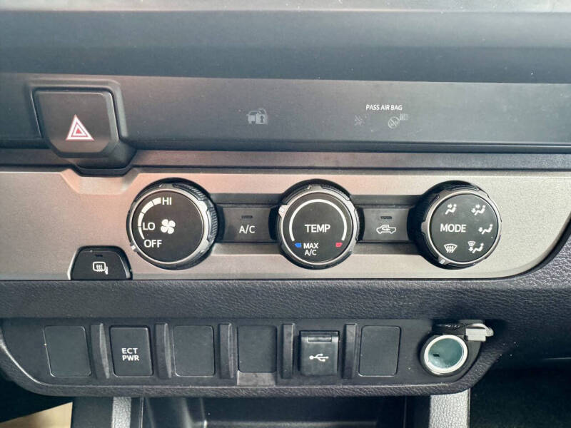 2021 Toyota Tacoma SR