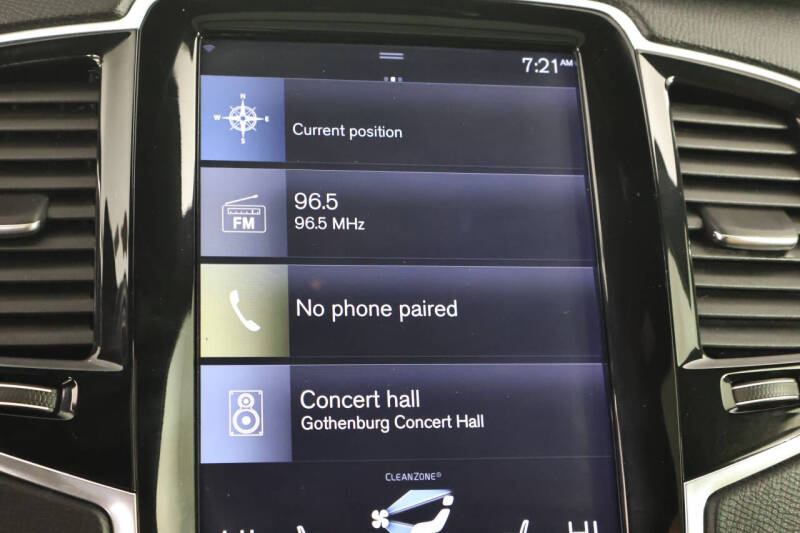 2018 Volvo XC90 T6 Momentum