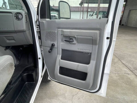 2010 Ford E-Series E-250