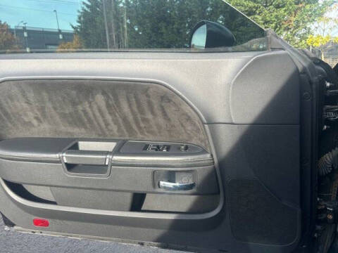 2011 Dodge Challenger SRT8 392