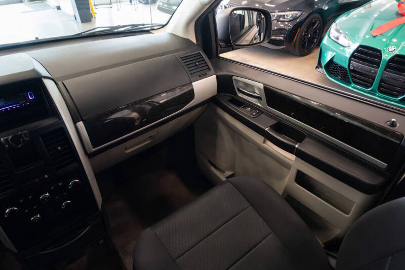 2010 Dodge Grand Caravan SXT