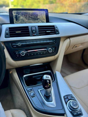 2013 BMW 3 Series 328i