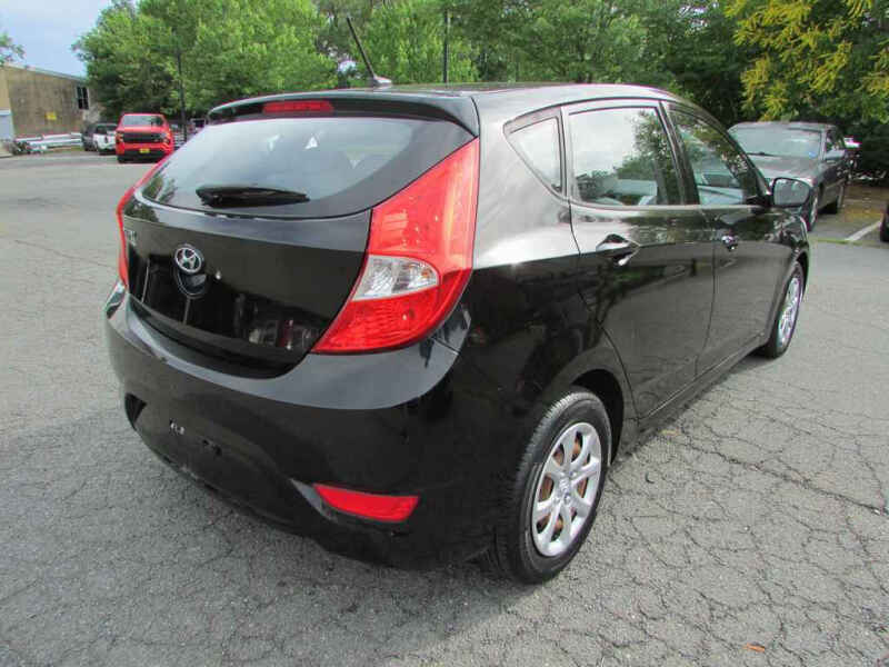 2013 Hyundai Accent GS