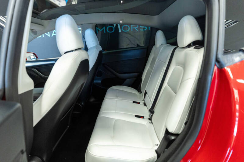 2023 Tesla Model Y Performance
