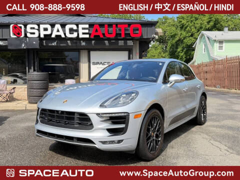 2017 Porsche Macan GTS