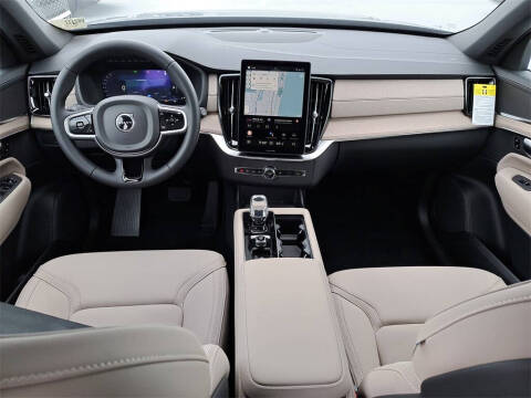 2026 Volvo XC90 B5 Core