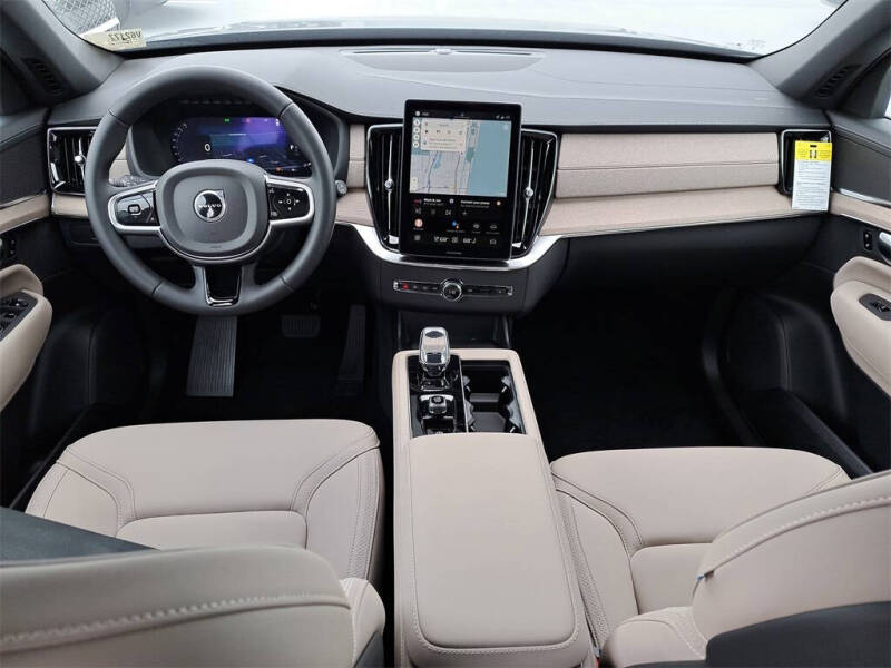 2026 Volvo XC90 B5 Core