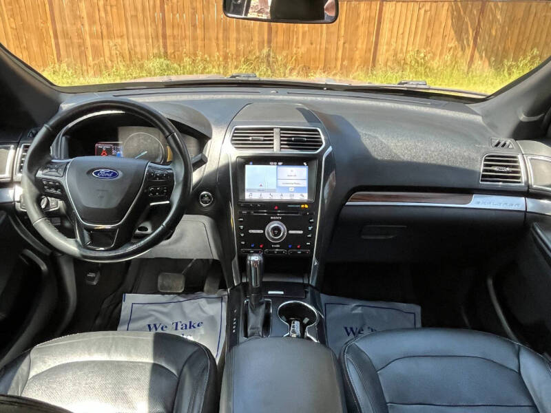 2017 Ford Explorer Limited