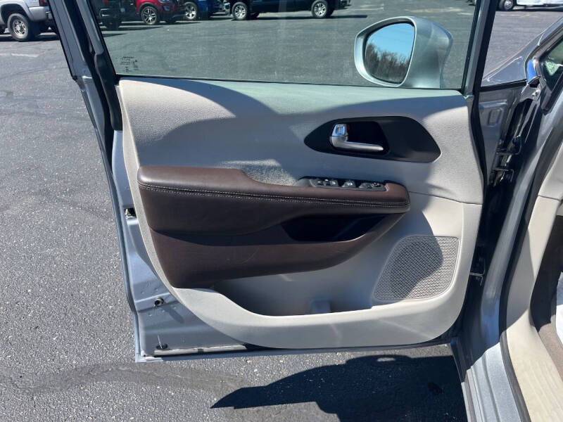 2020 Chrysler Pacifica Touring