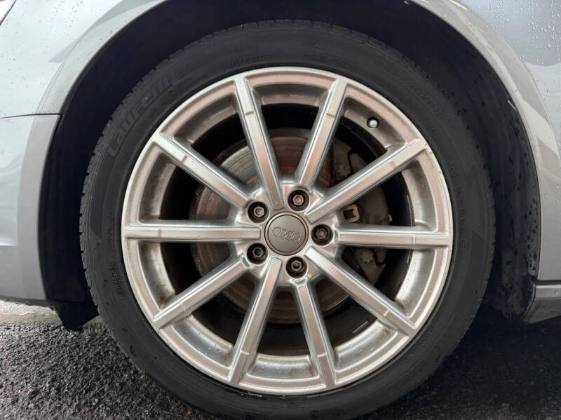 2015 Audi A4 2.0T quattro Premium Plus