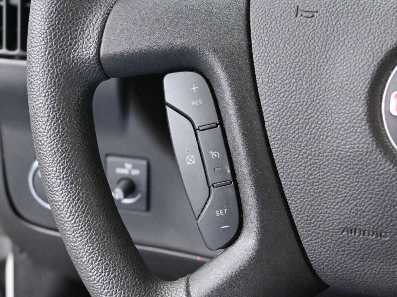 2024 GMC Savana 2500