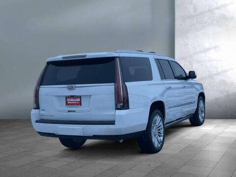 2018 Cadillac Escalade ESV Platinum